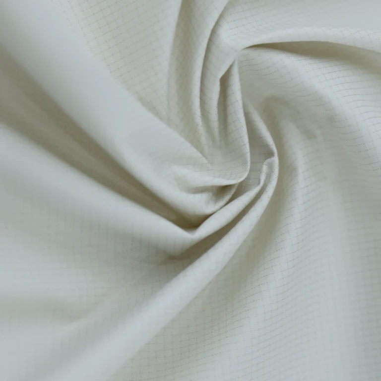 Downproof ripstop pongee fabric CC-0013 with 50D grid construction