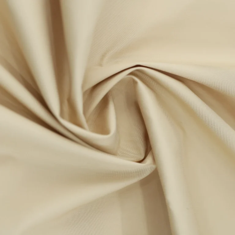 Ultralight downproof pongee fabric CC-0014 with smooth 32D surface